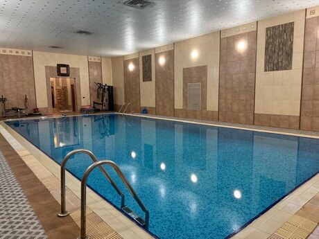 11 otaqlı həyət evi/bağ evi - Buzovna q. - 850 m²