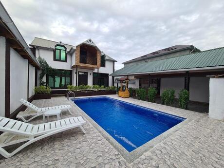 3 otaqlı həyət evi/bağ evi - Mərdəkan q. - 200 m²
