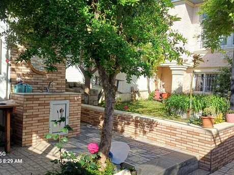 4 otaqlı həyət evi/bağ evi - Azadlıq Prospekti m. - 183 m²