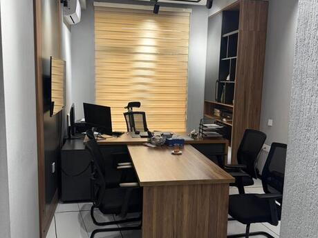 3 otaqlı ofis - 8 Noyabr m. - 110 m²