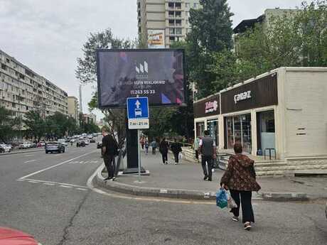 Obyekt - İnşaatçılar m. - 100 m²