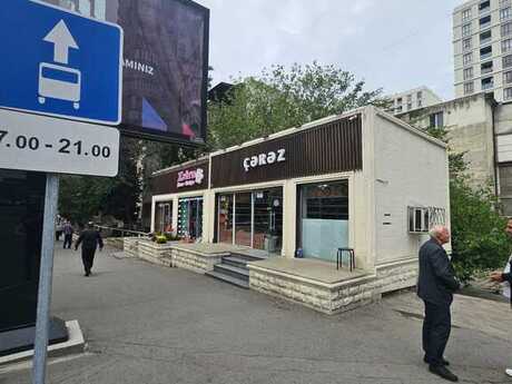 Obyekt - İnşaatçılar m. - 100 m²