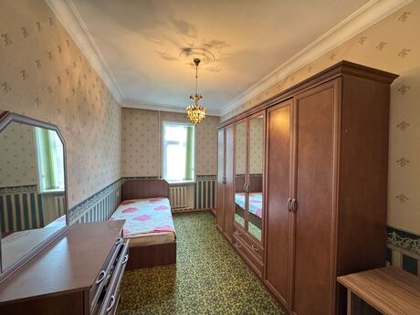 6 otaqlı həyət evi/bağ evi - Badamdar q. - 450 m²
