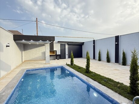 4 otaqlı həyət evi/bağ evi - Şüvəlan q. - 140 m²
