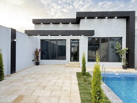 4 otaqlı həyət evi/bağ evi - Şüvəlan q. - 140 m²