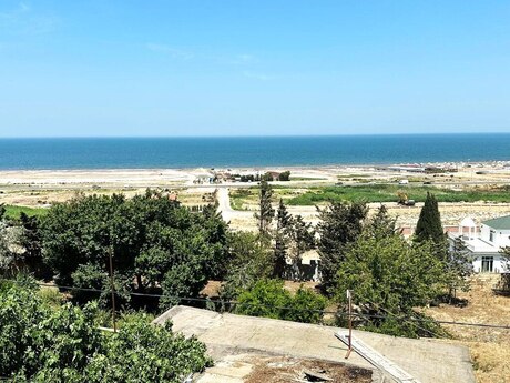 6 otaqlı həyət evi/bağ evi - Novxanı q. - 550 m²