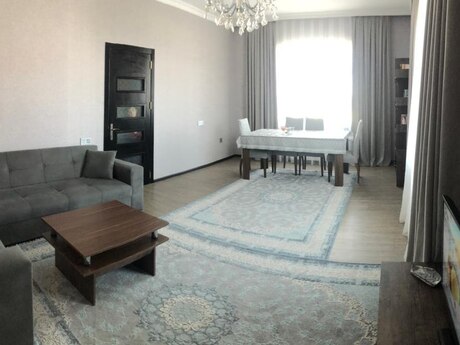 5 otaqlı həyət evi/bağ evi - Atyalı q. - 150 m²