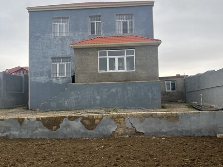 5 otaqlı həyət evi/bağ evi - Atyalı q. - 150 m²