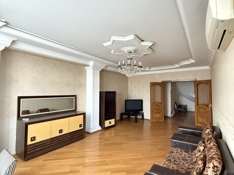7 otaqlı yeni tikili - Gənclik m. - 310 m²