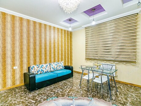 Kirayə 4 otaqlı mənzil, 140 m², Sahil: 70 ₼/ay 2