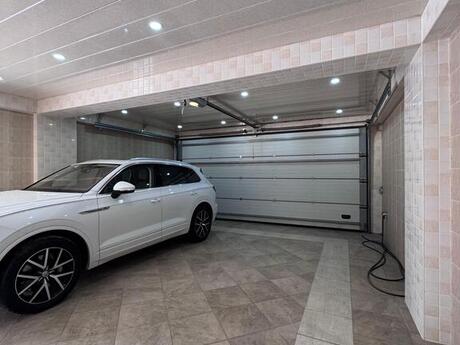 House with Garden, Villa For Sale