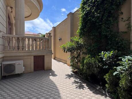 20 otaqlı həyət evi/bağ evi - Badamdar q. - 1032 m²