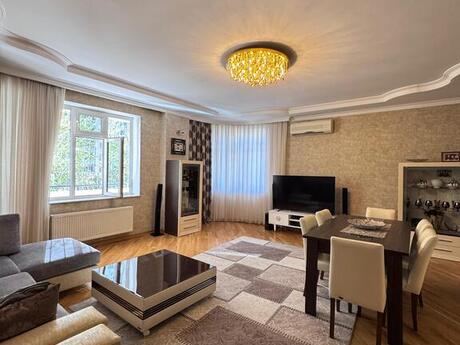4 otaqlı yeni tikili - Nizami m. - 203 m²