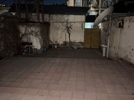 6 otaqlı həyət evi, 140 m², Badamdar: 280 000 ₼ 2