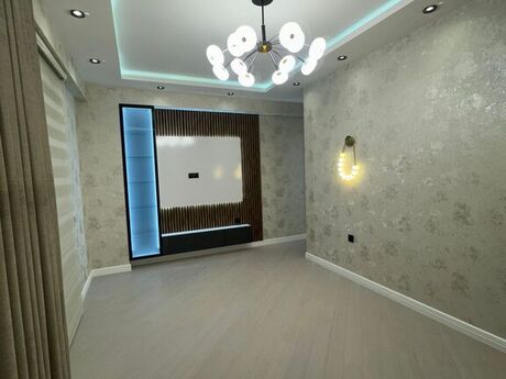 3-комн. новостройка - Насиминский  р. - 125 м²