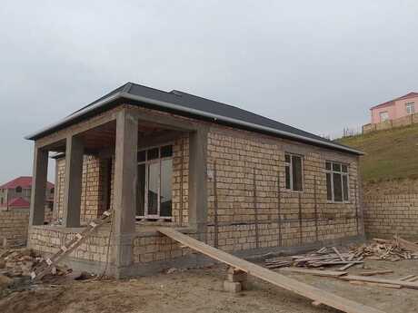 4 otaqlı həyət evi/bağ evi - Fatmayı q. - 140 m²