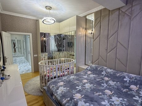 4-комн. новостройка - м. Азадлыг проспекти - 133 м²