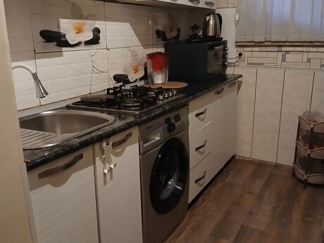 3 otaqlı həyət evi/bağ evi - Elmlər Akademiyası m. - 75 m²