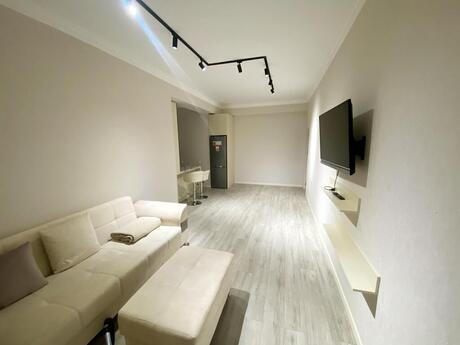 3 otaqlı yeni tikili - Zabrat q. - 75 m²