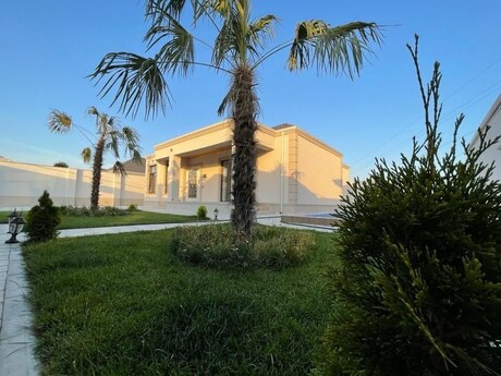 4 otaqlı həyət evi/bağ evi - Mərdəkan q. - 210 m²