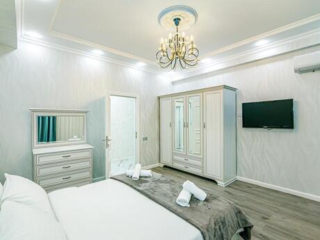 2-room apartment for rent, 120 m², Şah İsmayıl Xətai: 65 ₼/mo 2