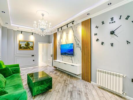 3-комн. новостройка - м. Сахил - 150 м²