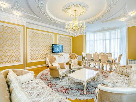Elan №5213056 - Bakı, Səbail r., 3 otaqlı, 180 m², 15/24 mərtəbə