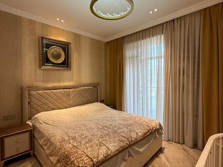 3 otaqlı mənzil, 107 m², 8 Noyabr: 400 000 ₼ 5