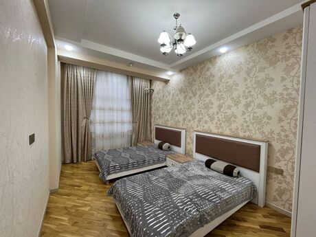 3-комн. новостройка - м. Нариман Нариманов - 125 м²