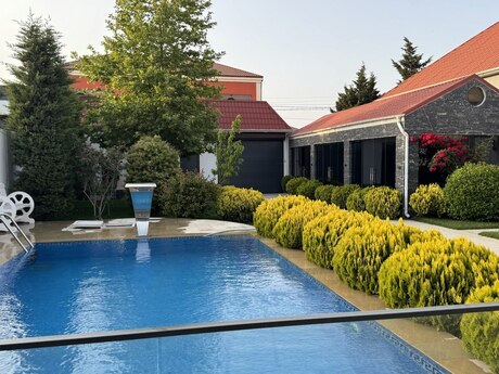 4 otaqlı həyət evi/bağ evi - Mərdəkan q. - 280 m²
