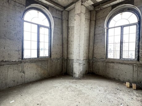 4-комнатная квартира, 167 м², Renessans Palace: 555 000 ₼ 2