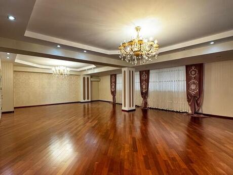 7 otaqlı yeni tikili - Nizami m. - 550 m²