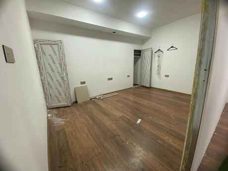Obyekt - Elmlər Akademiyası m. - 67 m²