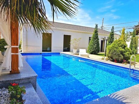 6 otaqlı həyət evi/bağ evi - Xəzər r. - 380 m²