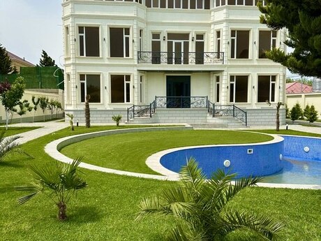 10 otaqlı həyət evi/bağ evi - Şüvəlan q. - 1000 m²