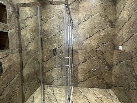 5 otaqlı həyət evi/bağ evi - Buzovna q. - 400 m²