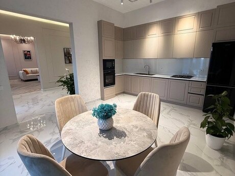 5-комн. дом/дача - пос. Бузовна - 300 м²
