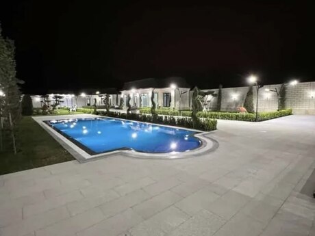 6 otaqlı həyət evi/bağ evi - Xəzər r. - 540 m²