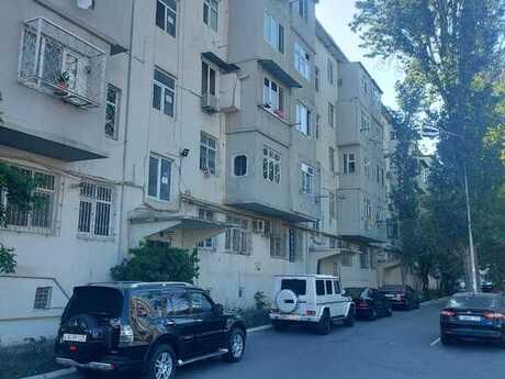 2 otaqlı köhnə tikili - İnşaatçılar m. - 55 m²
