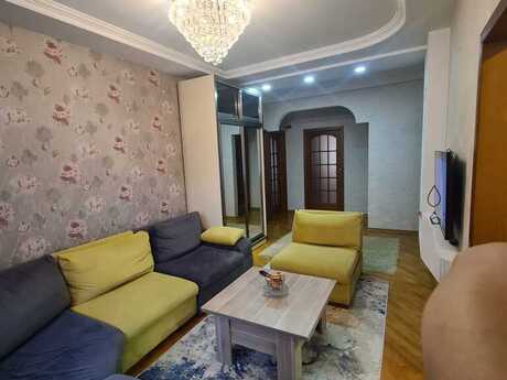 4 otaqlı köhnə tikili - Yeni Günəşli q. - 105 m²