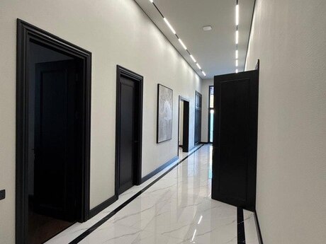 4 otaqlı həyət evi/bağ evi - Mərdəkan q. - 240 m²