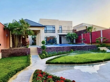 4 otaqlı həyət evi/bağ evi - Mərdəkan q. - 240 m²