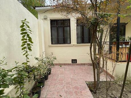 5 otaqlı həyət evi, 120 m², Nəriman Nərimanov: 650 000 ₼ 3