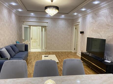 3 otaqlı yeni tikili - 8 Noyabr m. - 90 m²