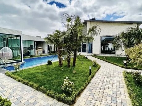 4 otaqlı həyət evi/bağ evi - Mərdəkan q. - 240 m²