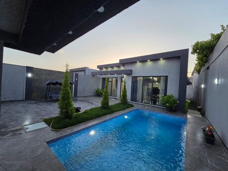 4 otaqlı həyət evi/bağ evi - Mərdəkan q. - 180 m²