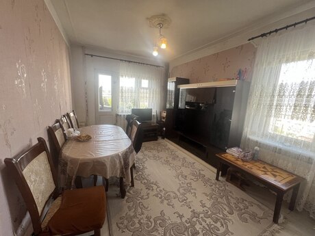 2 otaqlı köhnə tikili - Əhmədli q. - 60 m²