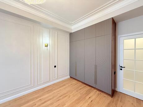 3 otaqlı mənzil, 100 m², 28 May: 382 000 ₼ 3