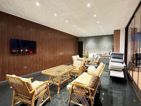 5 otaqlı həyət evi/bağ evi - Mərdəkan q. - 400 m²