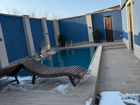 4 otaqlı həyət evi/bağ evi - Novxanı q. - 150 m²